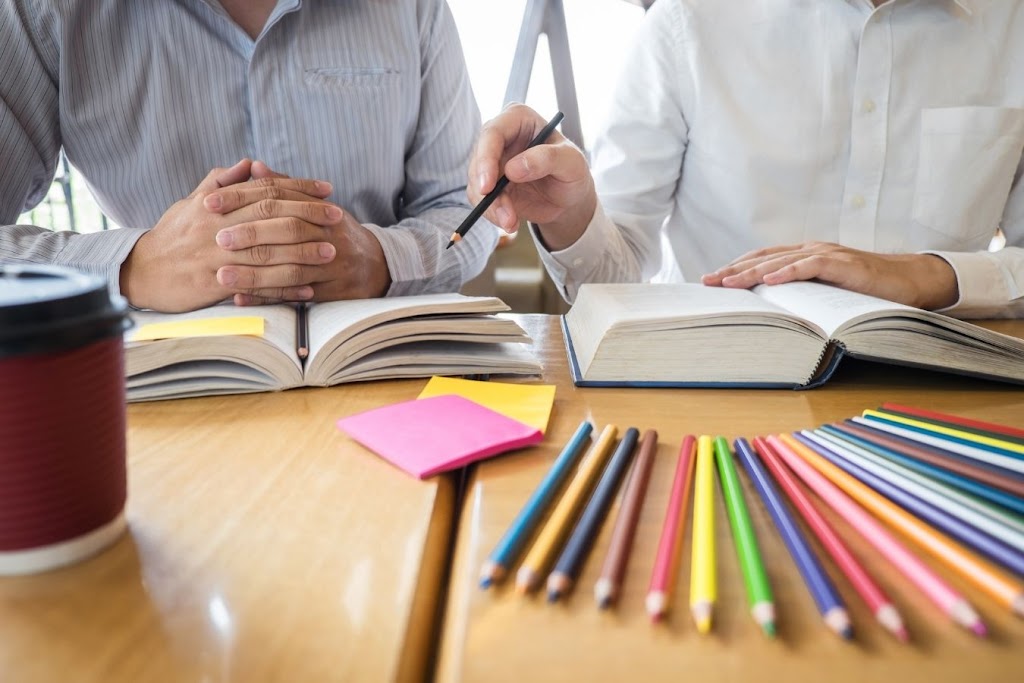 Catalonia Idiomes - Escuela de Idiomas y repaso escolar. Cursos de catalan