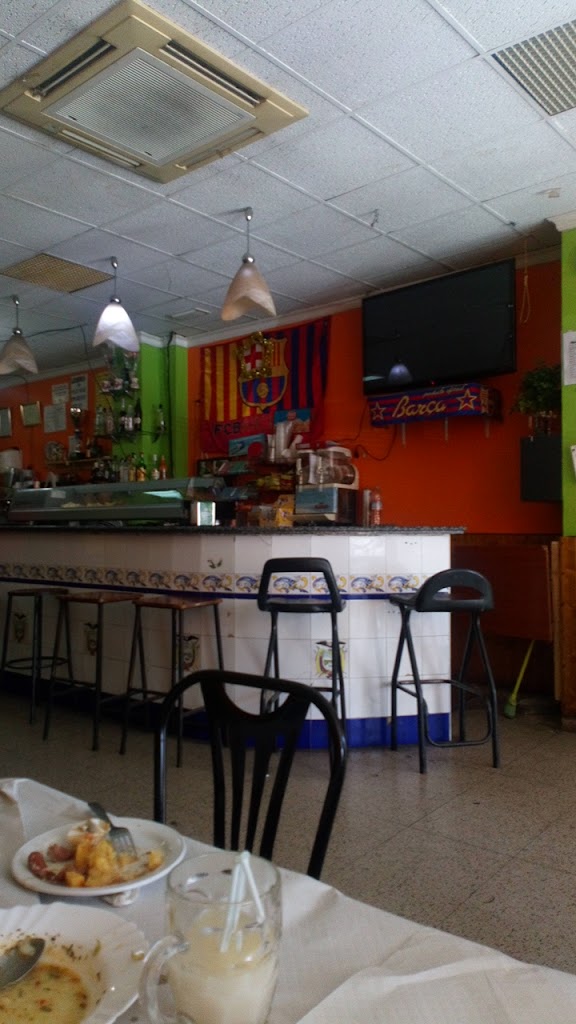 "LA CHAPACA" Bar-Restaurant — Ambiente
