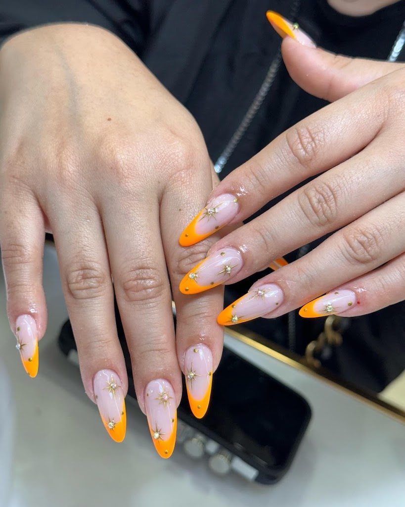 Flornails olesa — Manicura