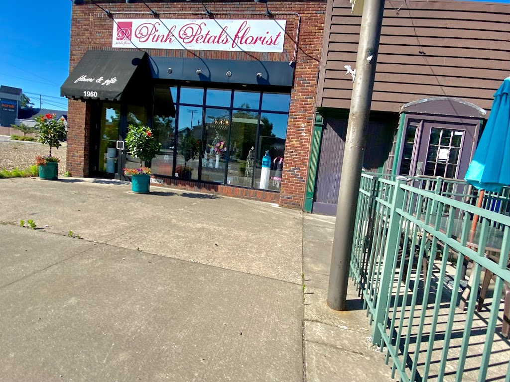 Pink Petals Florist
