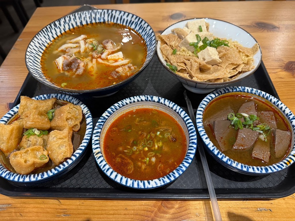 囍九麻辣燙 ｜ 也有不辣 · 有湯有乾 · 平價 · 熱門 · 特色 · 隱藏版美食 · 宵夜 · 晚餐 的照片