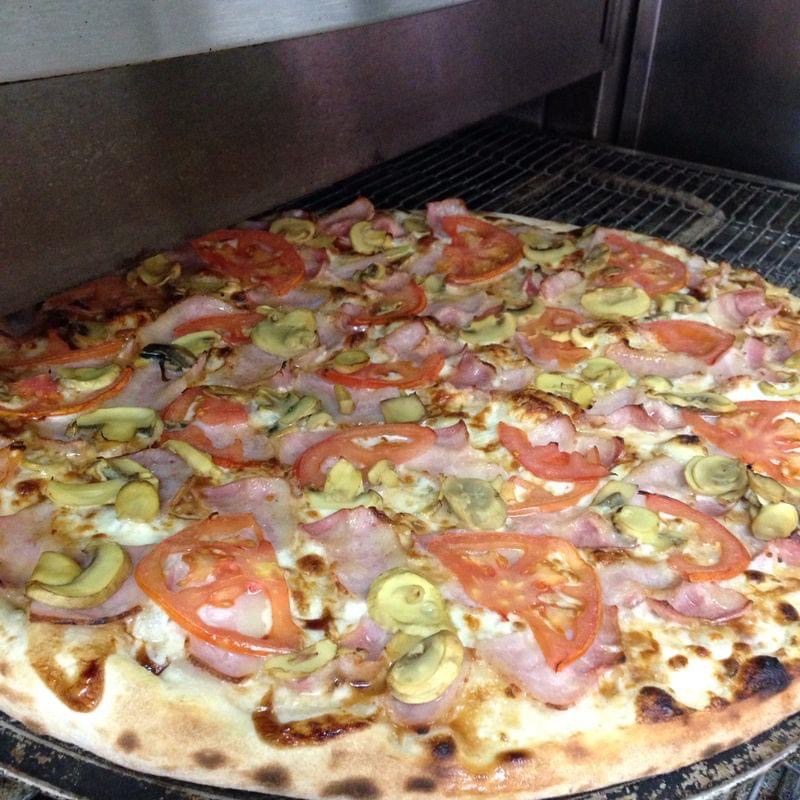 Pizzeria Mayor — Pizza