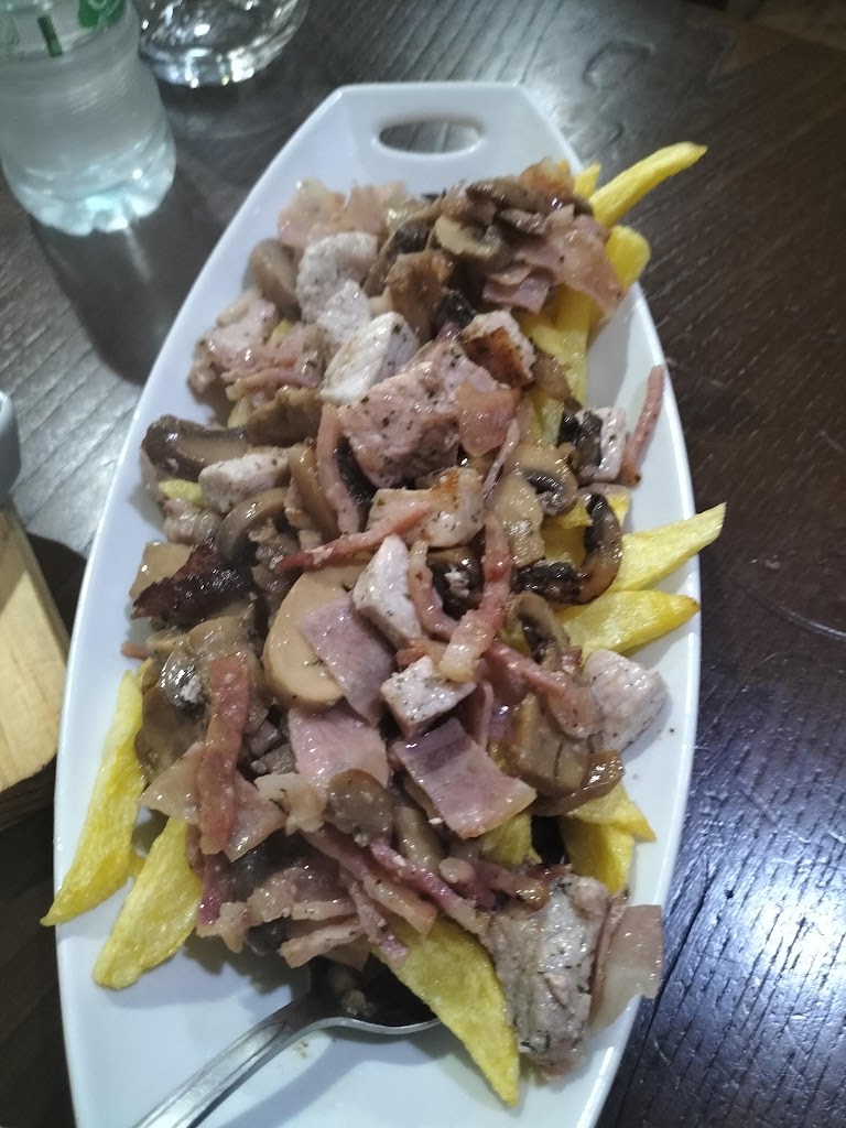 Cafeteria Tasca Do Barbanza — Comida y bebida