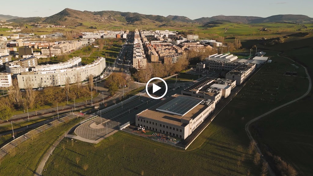 Colegio Santa Maria la Real Maristas Pamplona — Videos