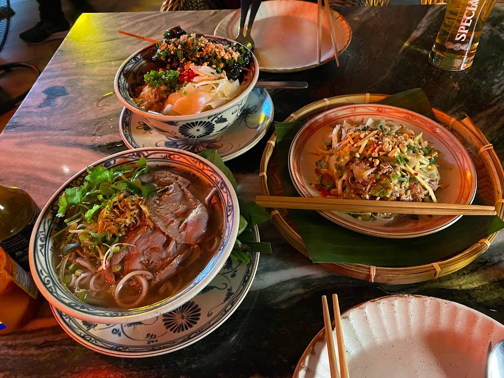 Maison Saigon เมซง ไซ่ง่อน's Photo/Menu