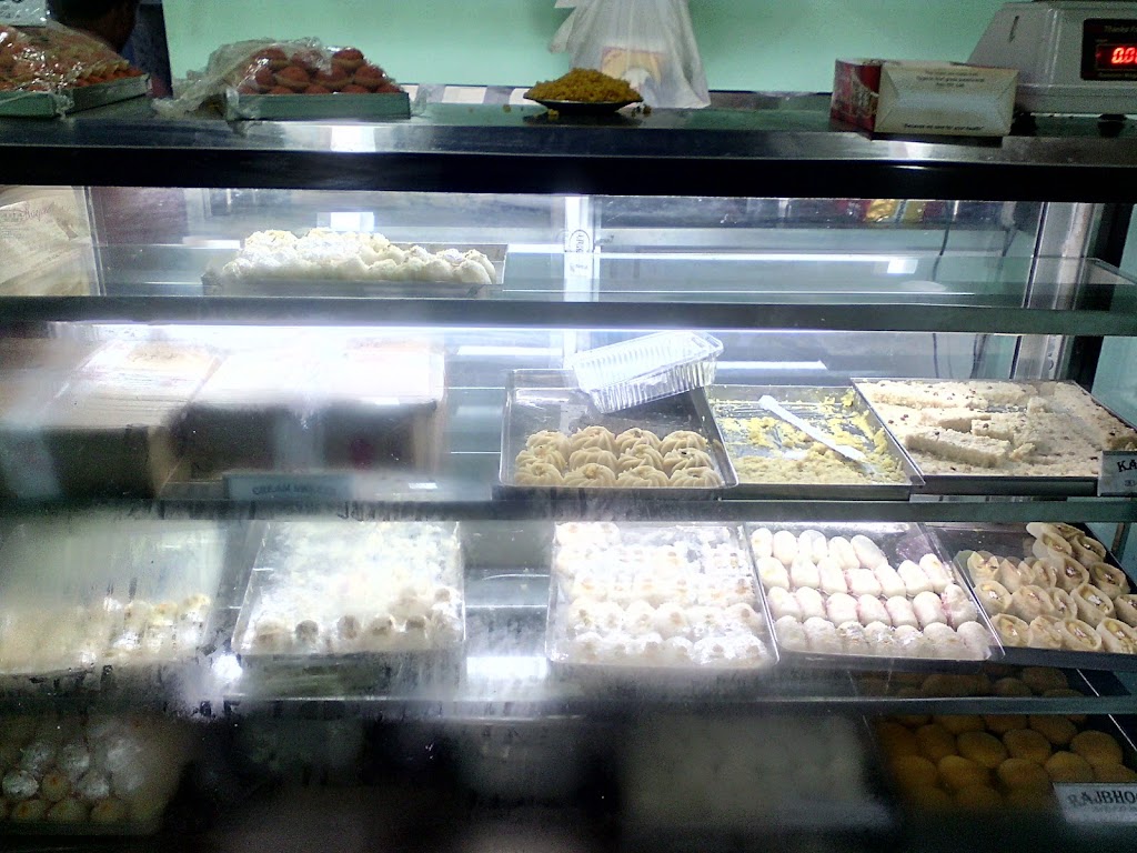 Cafeteria A Food Junction