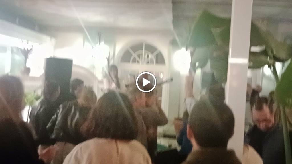 Restaurante Huerta Honda — Videos