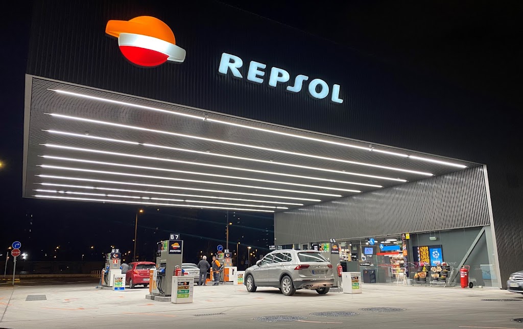 Repsol / ES Ecogaser / gasolinera La Milagrosa — Estacion de servicio