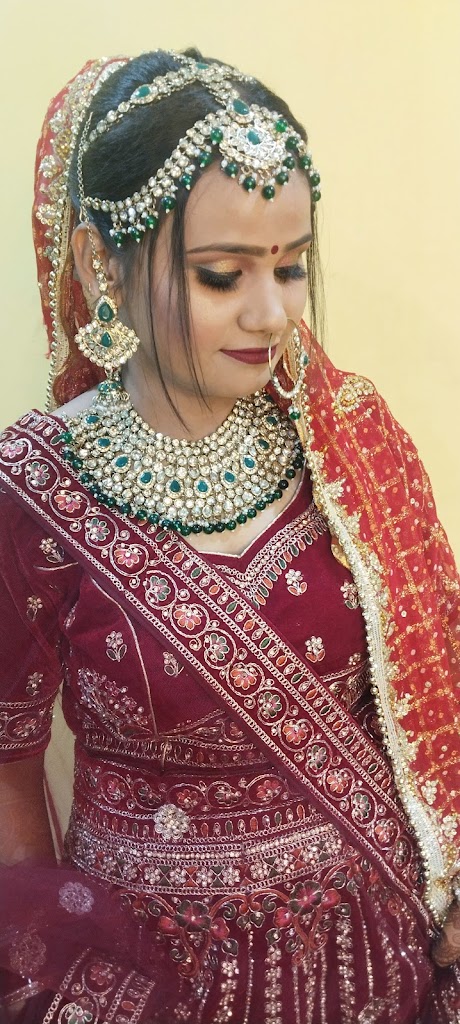 Dulhan Beauty Parlour Lohardaga