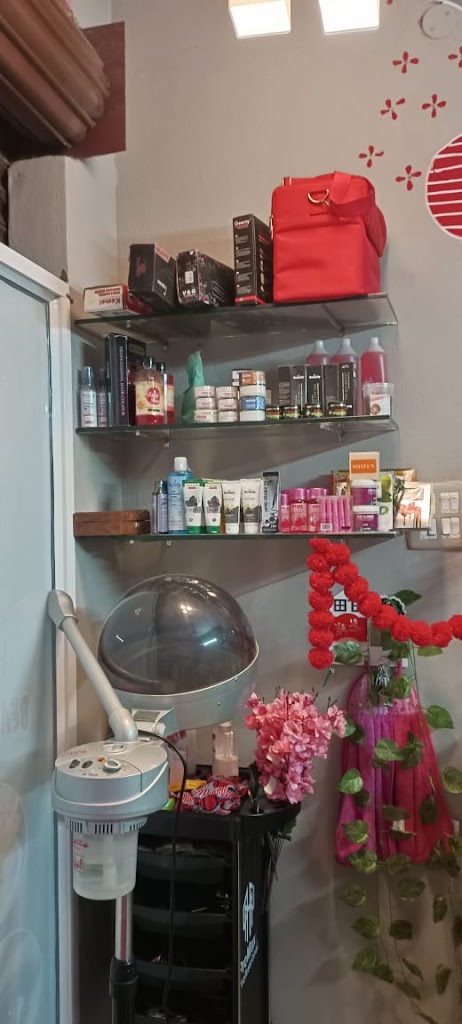 Harika Ledias Beauty Parlour