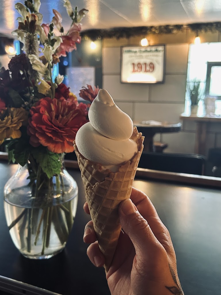  Hilltop Cottages Resort