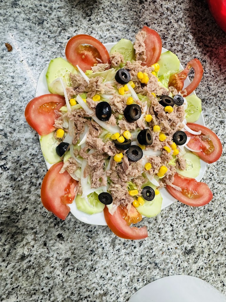 Kebab Pizza Indian New Ribera Restaurant — Comida y bebida