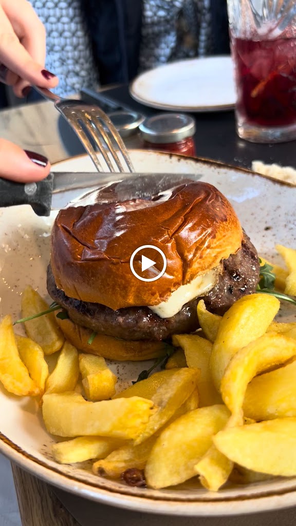 El Jamoncito Restaurante - Tienda gourmet — Videos