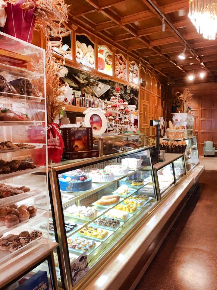 Panaderia y Pasteleria "Casa Capote"