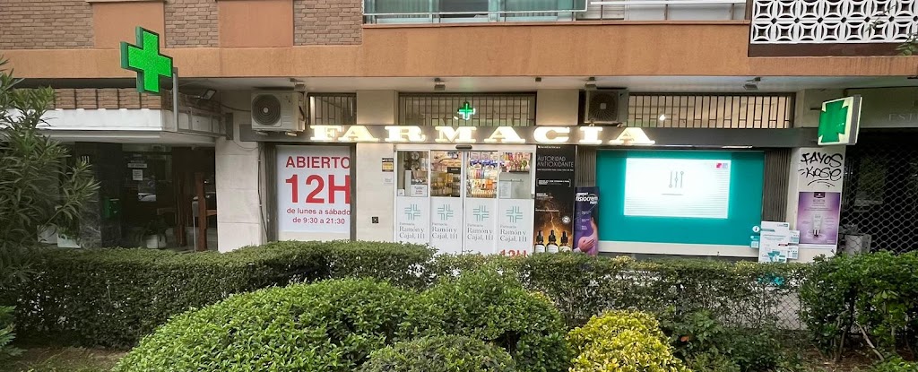 Farmacia Ramon y Cajal 111. 12H Abierto Domingos y Festivos