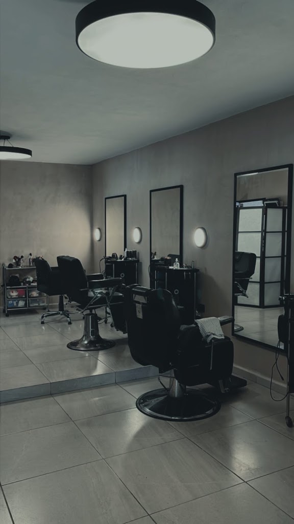 Salon Spa Barberia Angelica Angeles — Interior