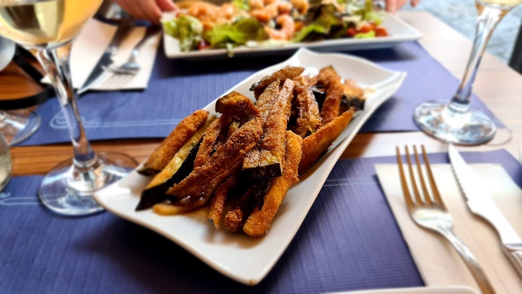 Tasca La Parada — Comida y bebida