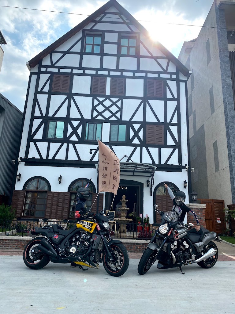 步子小路 LA ROUTE DE BUZI 的照片