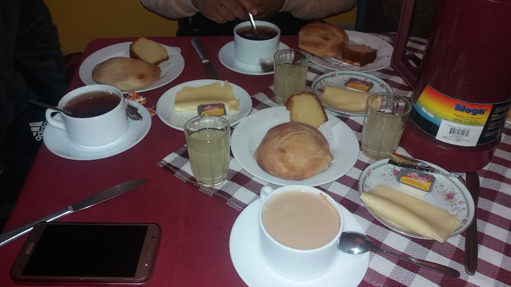 Comida y bebida