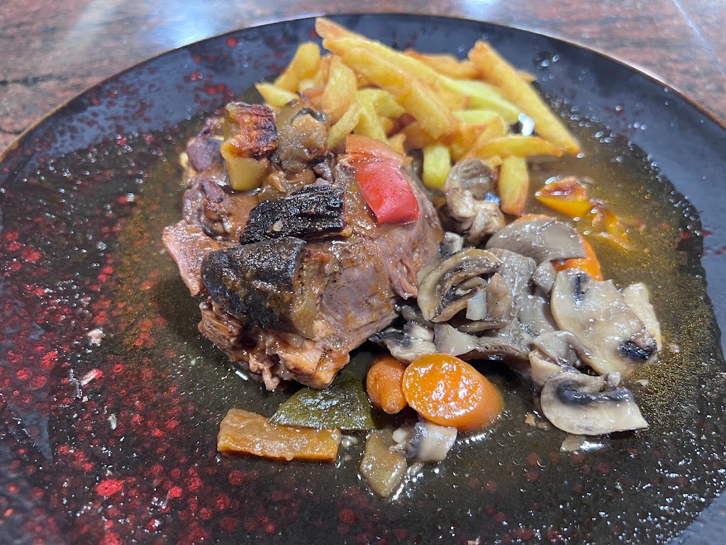 Restaurante la Herradura — Comida y bebida