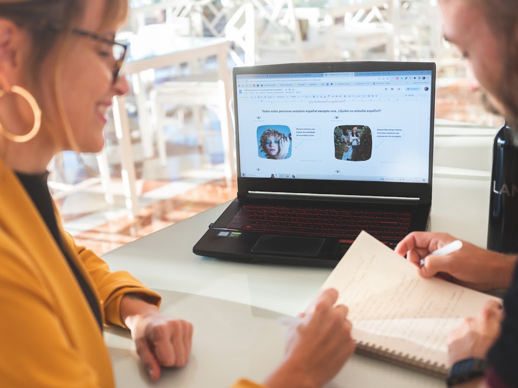Beyond the Language. Clases de espanol online. — Del propietario