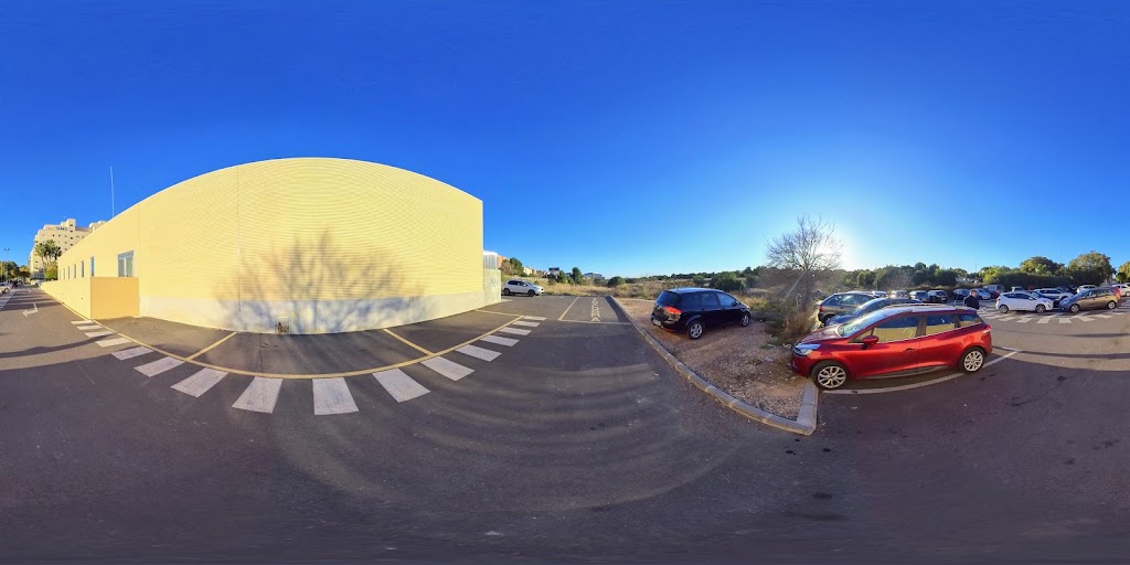 Parking Consultorio Auxiliar LLoma llarga — Street View y 360deg