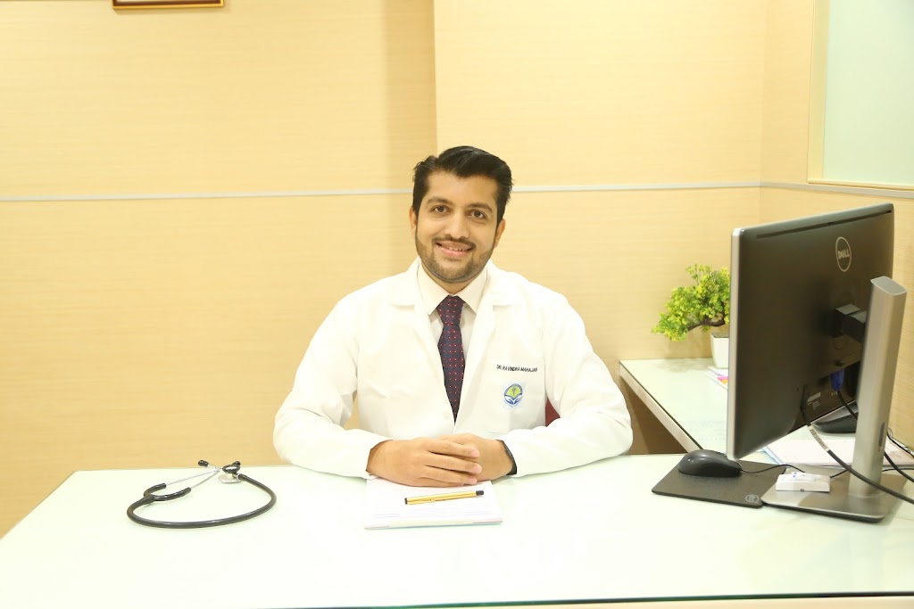 Dr. Dr Ravindra Mahajan Cancer Hospital In Pune Cancer Specialist In Pune Oncologist In Pune Radiation Oncologist