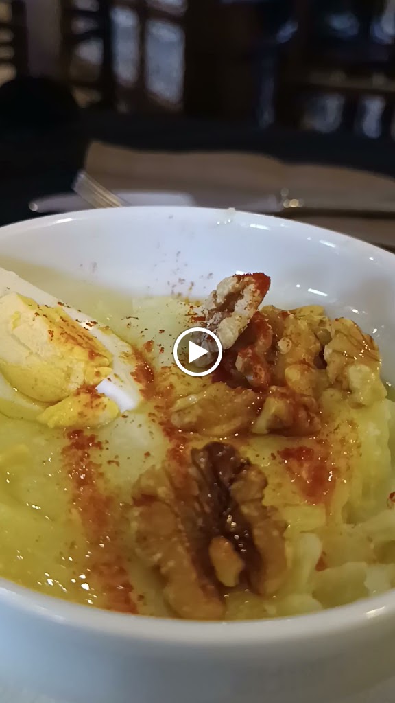 Hotel Emilio — Videos