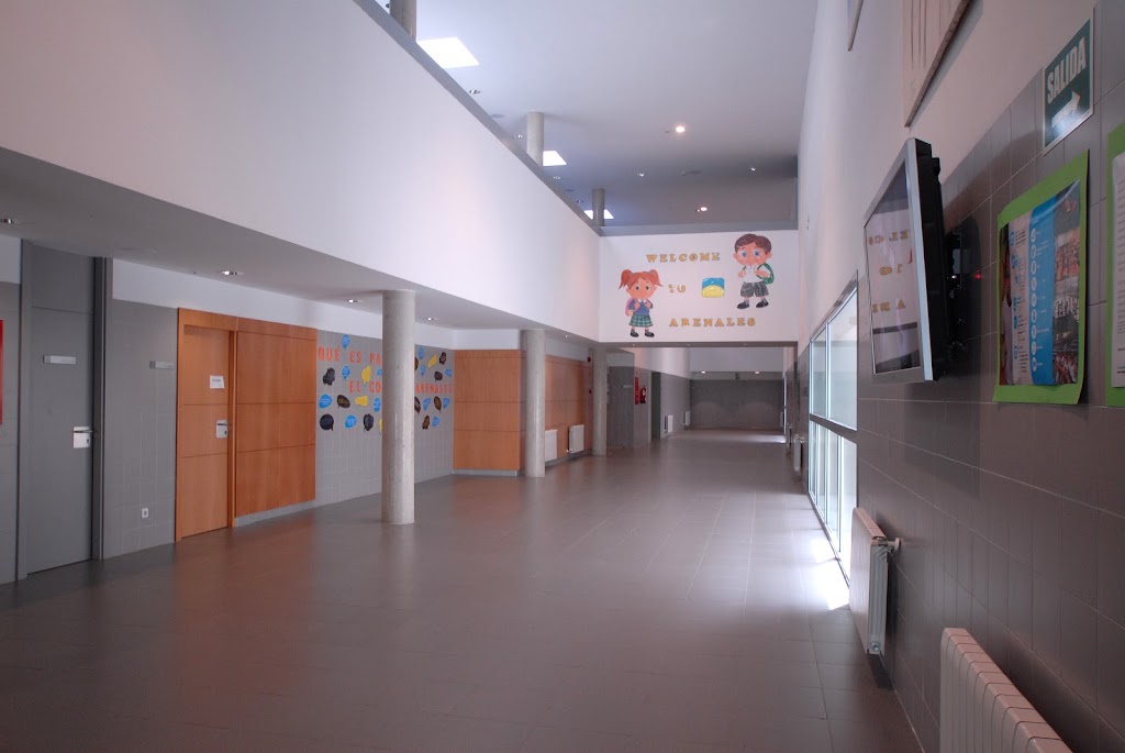 Colegio Arenales Arroyomolinos — Del propietario