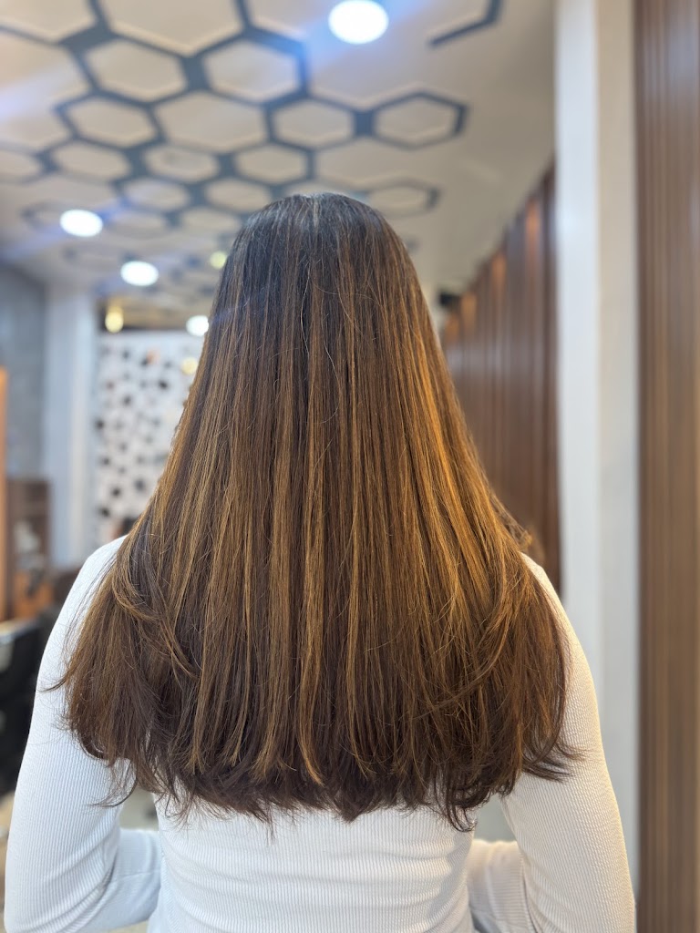 The Makeover Palace Family Salon Nd Academy