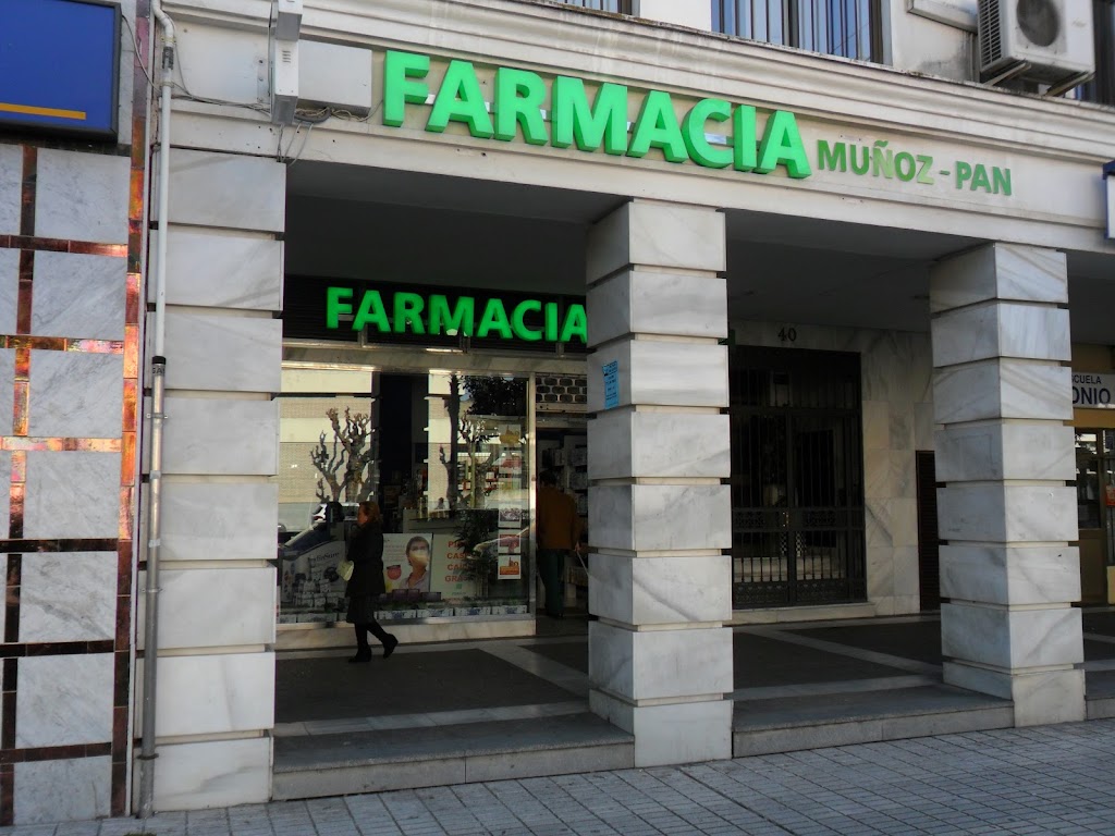 Farmacia Lourdes Munoz-Pan (Puerta de Sevilla)