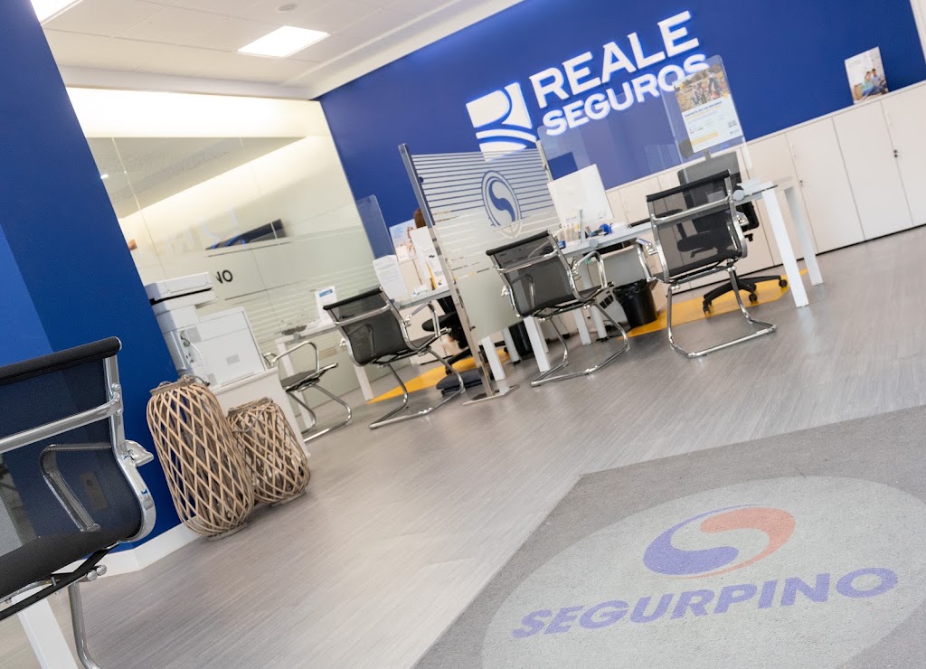 Reale Seguros Ponteareas - Segurpino — Interior