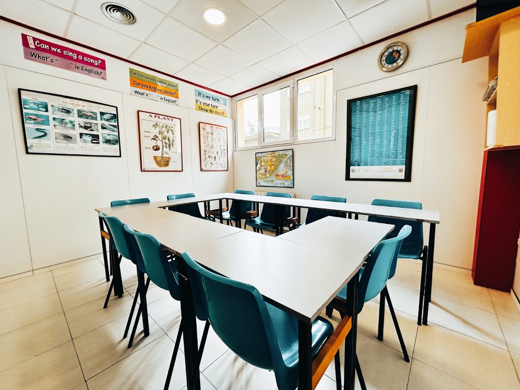 NEW ENGLISH WORLD SANTANDER - Academia de Ingles — Del propietario