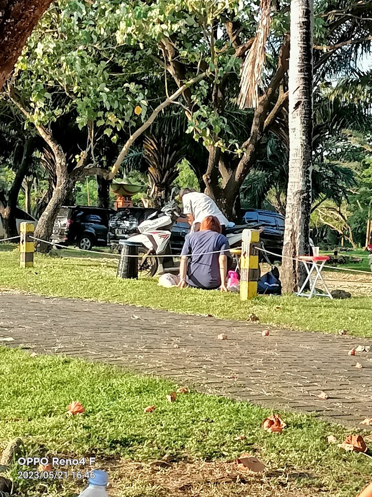 Wisata camping pantai akkarena