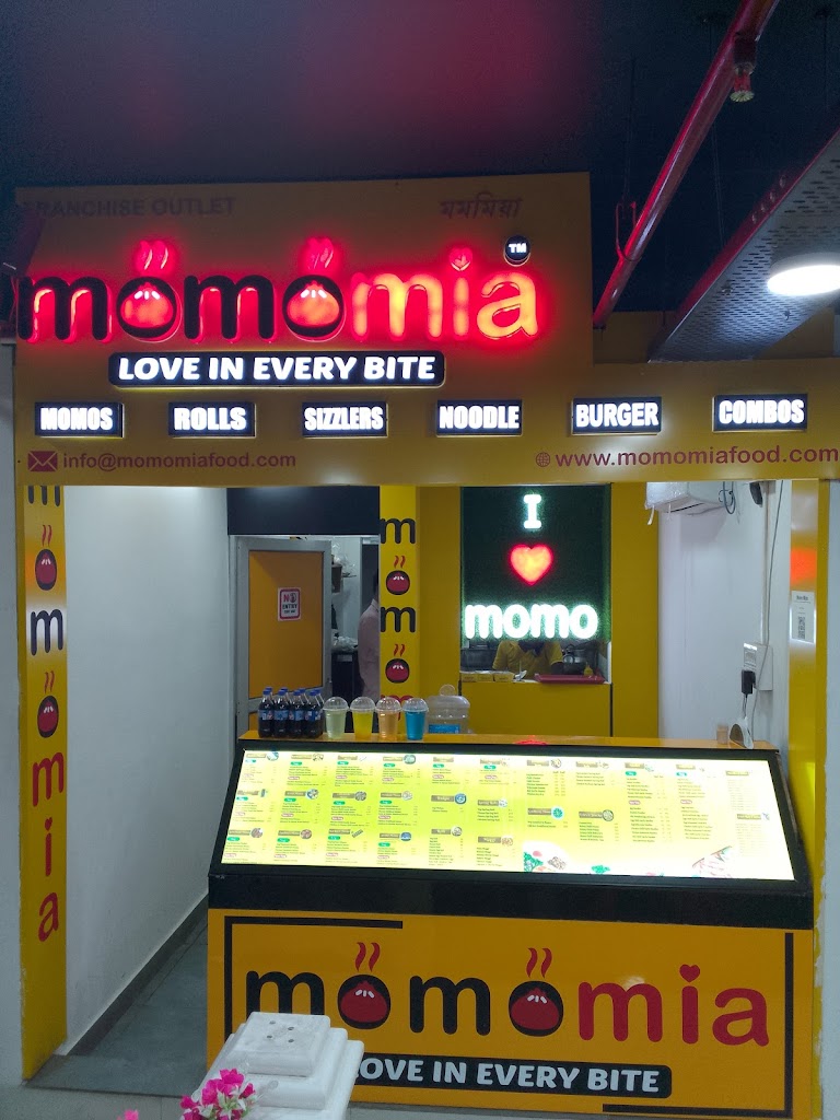 Momomia