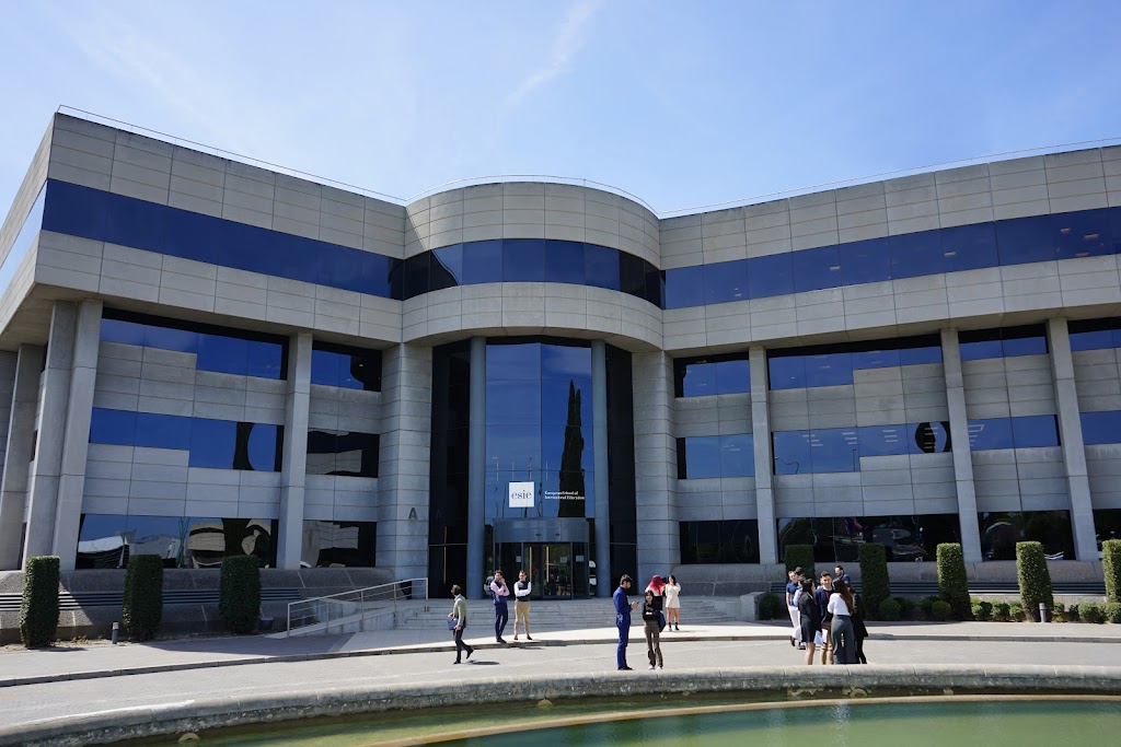 ESIE - European School of International Education