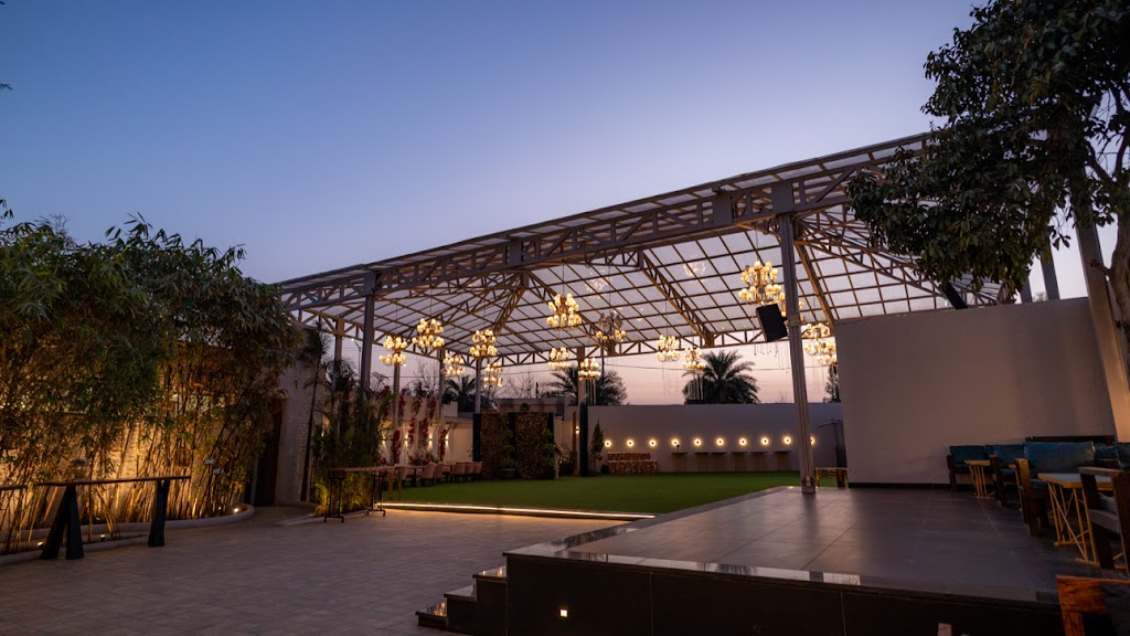 Clubhouse Gardens And Banquets