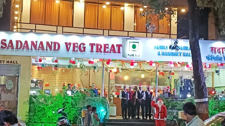 Sadanand Veg Treat Banquet Hall