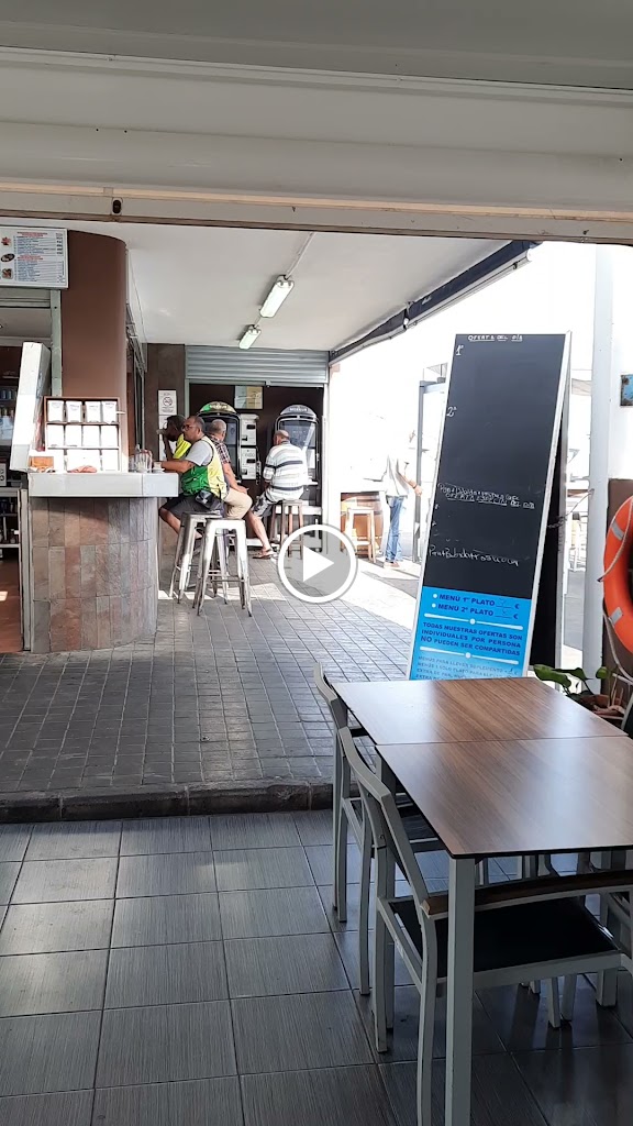 Cafeteria Muelle Sofia — Videos