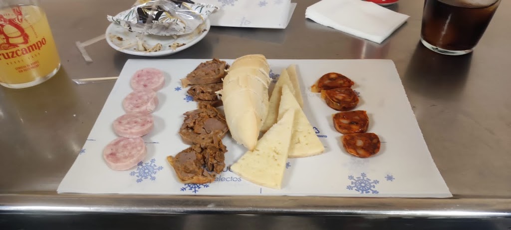 La Tarasca — Comida y bebida