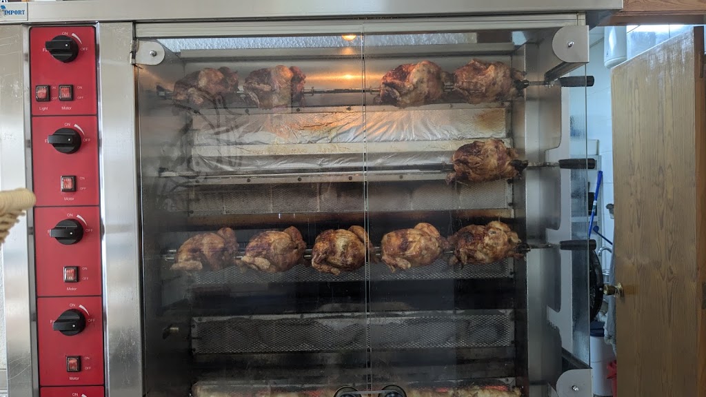 Lo De Nico - Pollos asados y Empanadas Argentinas — Ambiente