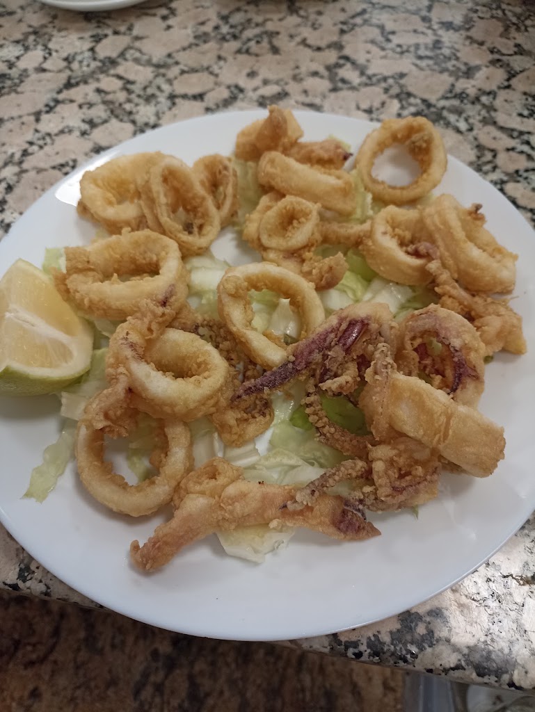 BAR PLAZA DE ABASTOS — Comida y bebida