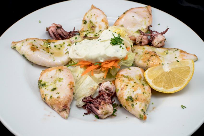 Restaurante Rodado — Comida y bebida
