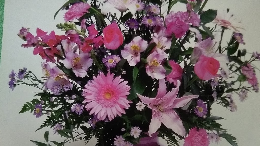 TERRY'S FLORAL TREASURES