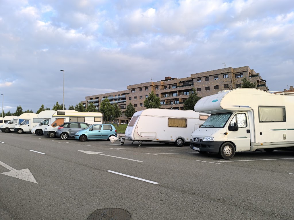 Aparcamiento del oeste — Estacionamiento