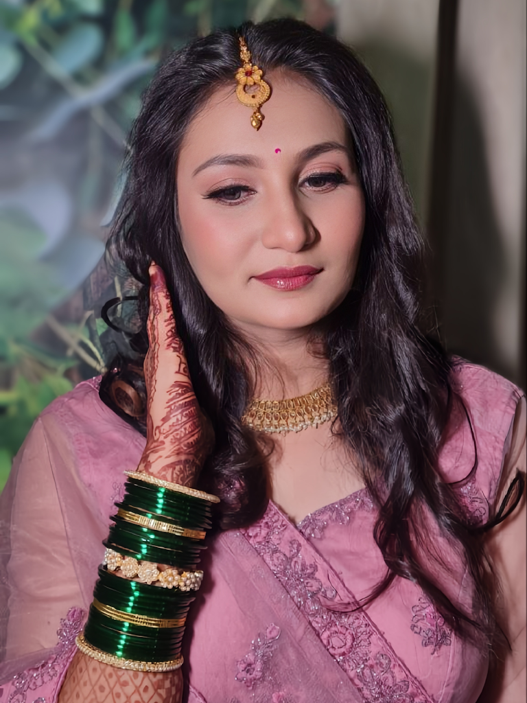 Essence Makeup Studio Makeup Artist In Sangli