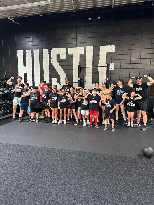  Hustle Strength & Performance - Addison