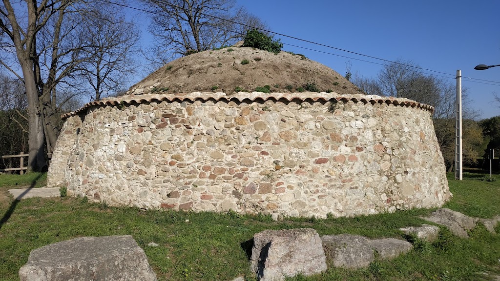 Pous de glac de Can Gurri