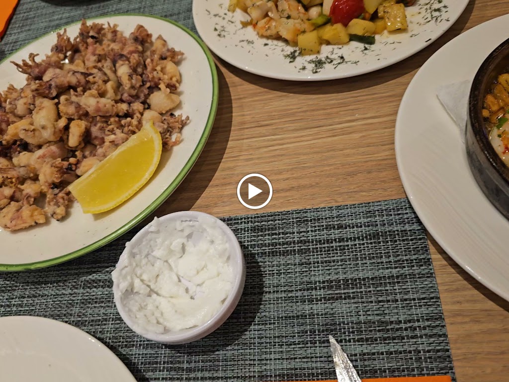 Restaurante Sa Bodega d'es Port — Videos