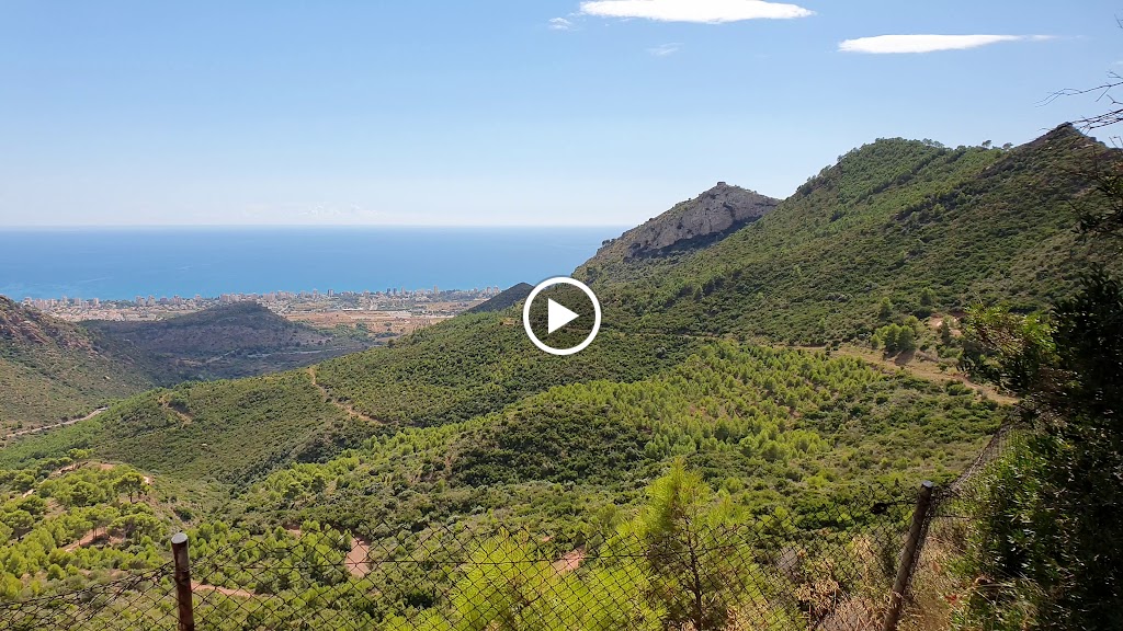 Parking rutas desert de les palmes — Videos